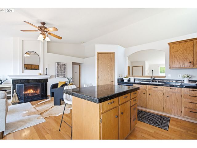 3898 U St, Washougal, WA 98671