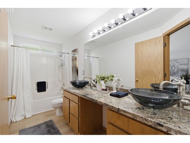 3898 U St, Washougal, WA 98671
