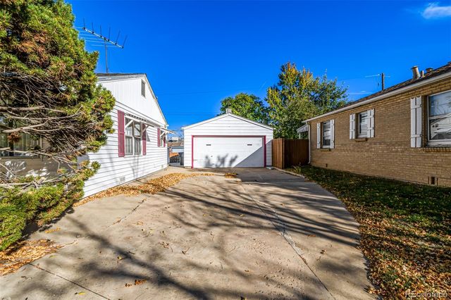 2764 S Irving Street, Denver, CO 80236