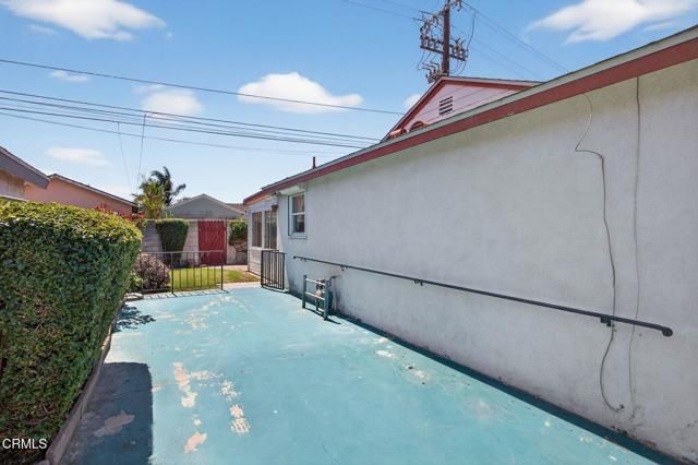 622 E Poplar Street, Oxnard, CA 93033