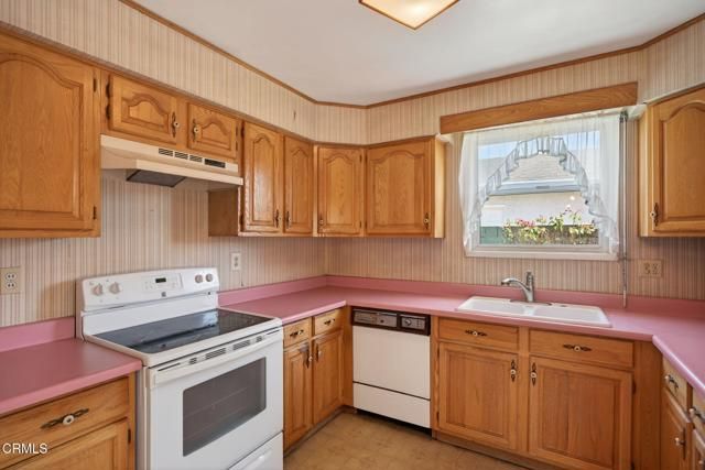 622 E Poplar Street, Oxnard, CA 93033