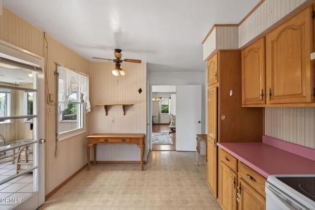 622 E Poplar Street, Oxnard, CA 93033