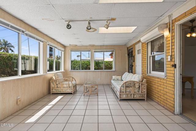 622 E Poplar Street, Oxnard, CA 93033