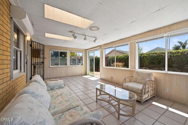 622 E Poplar Street, Oxnard, CA 93033