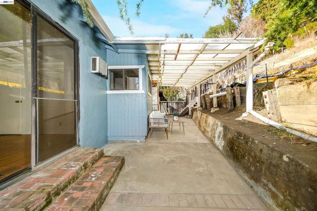 18662 Stanton ave, Castro Valley, CA 94546