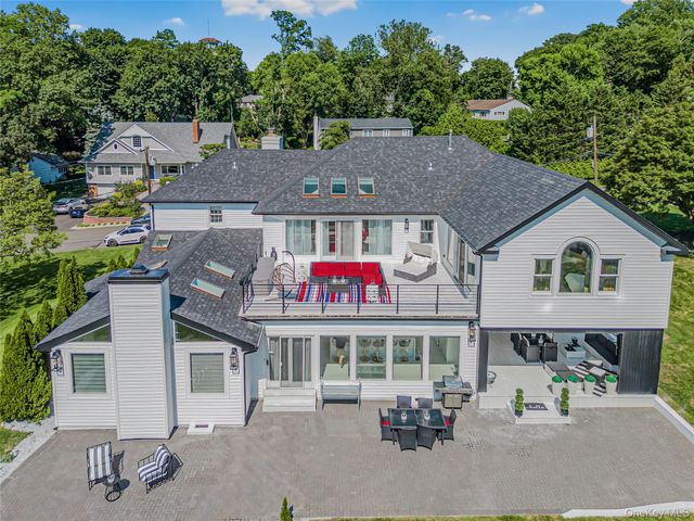 3 Fairview Lane, Glen Cove, NY 11542