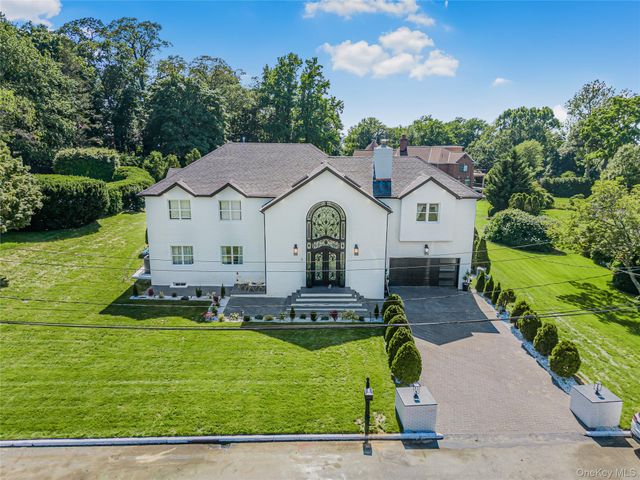 3 Fairview Lane, Glen Cove, NY 11542