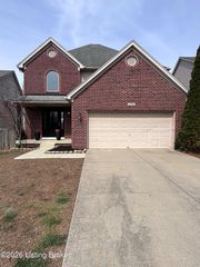 11010 Symington Cir, Louisville, KY 40241