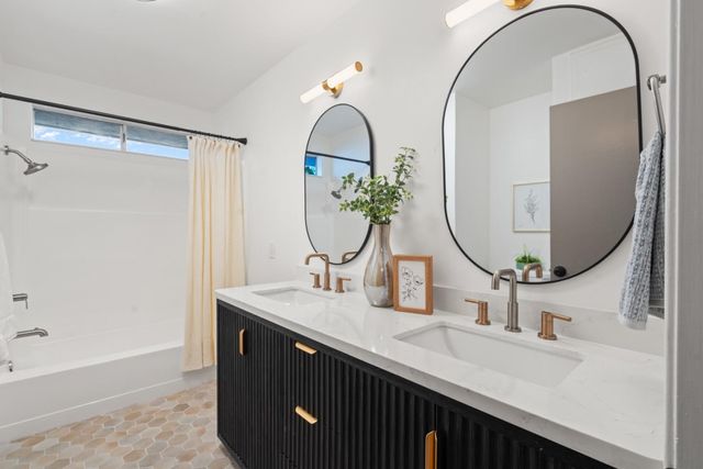 1941 Memorial Drive, Hollister, CA 95023