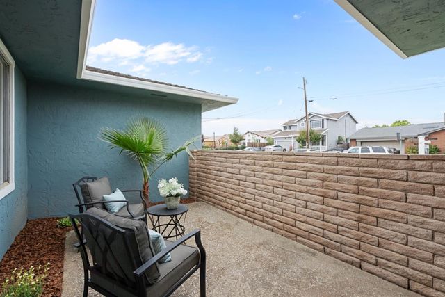 1941 Memorial Drive, Hollister, CA 95023