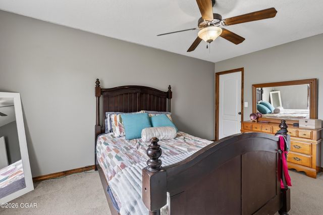 407 Hodge Drive, Carl Junction, MO 64834