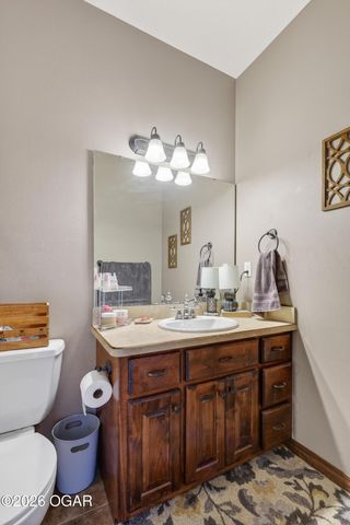 407 Hodge Drive, Carl Junction, MO 64834