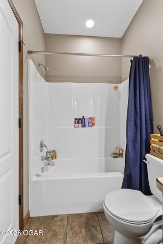 407 Hodge Drive, Carl Junction, MO 64834