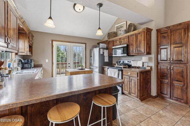 407 Hodge Drive, Carl Junction, MO 64834