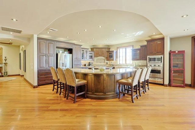 120 C Avenue 201, Coronado, CA 92118