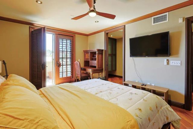 120 C Avenue 201, Coronado, CA 92118