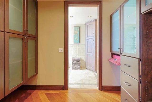 120 C Avenue 201, Coronado, CA 92118