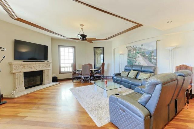 120 C Avenue 201, Coronado, CA 92118