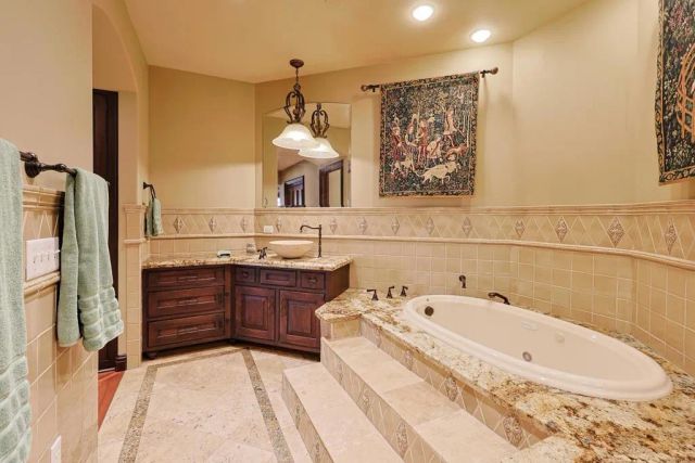 120 C Avenue 201, Coronado, CA 92118