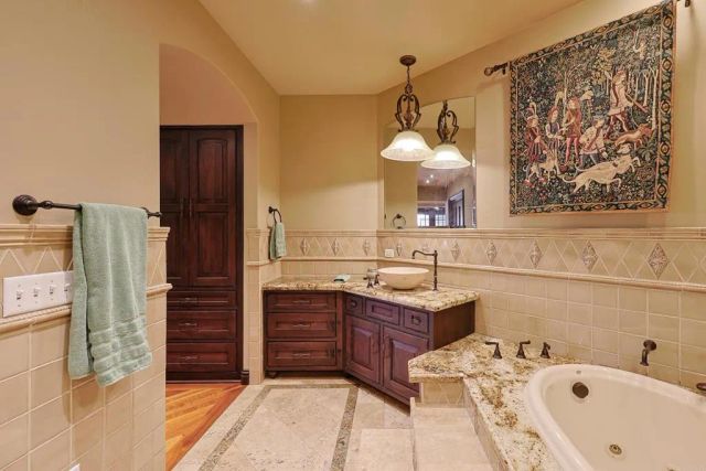 120 C Avenue 201, Coronado, CA 92118