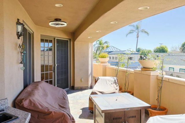 120 C Avenue 201, Coronado, CA 92118