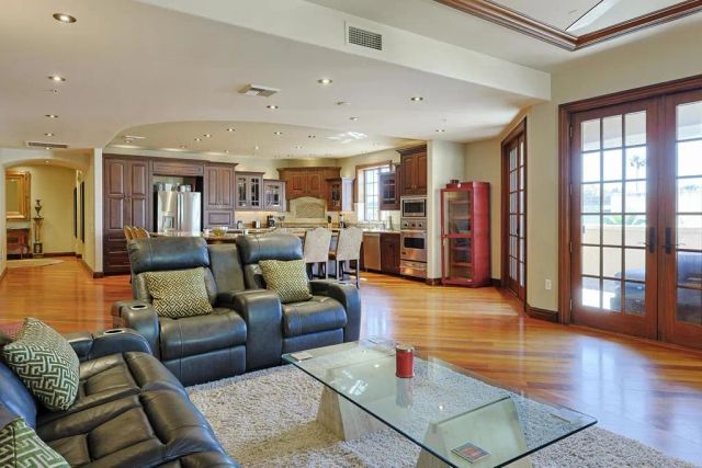 120 C Avenue 201, Coronado, CA 92118