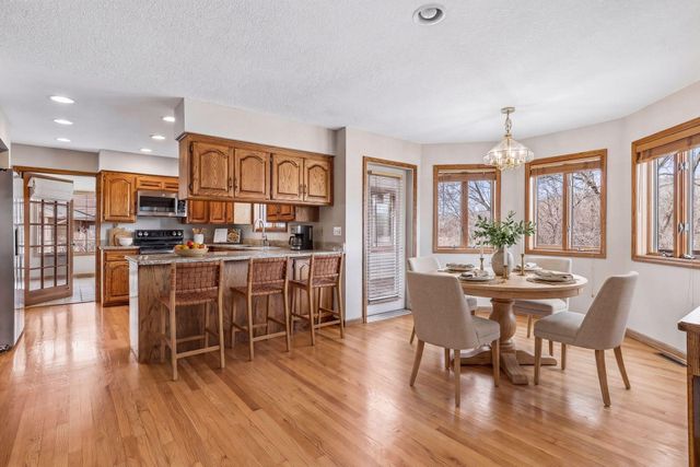 7748 W 99th Street, Bloomington, MN 55438