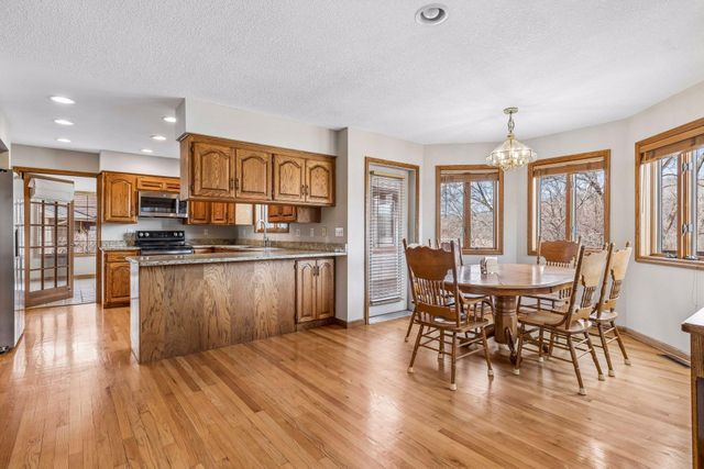 7748 W 99th Street, Bloomington, MN 55438