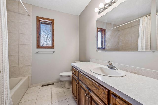 7748 W 99th Street, Bloomington, MN 55438