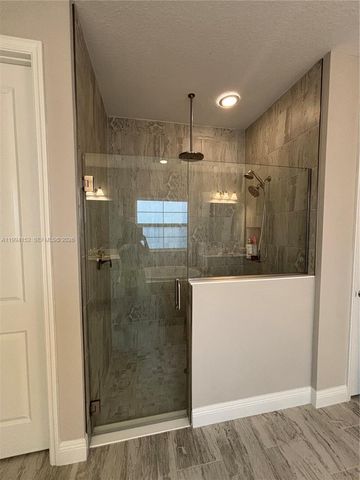 9173 Warm Springs Circle, Parrish, FL 34219