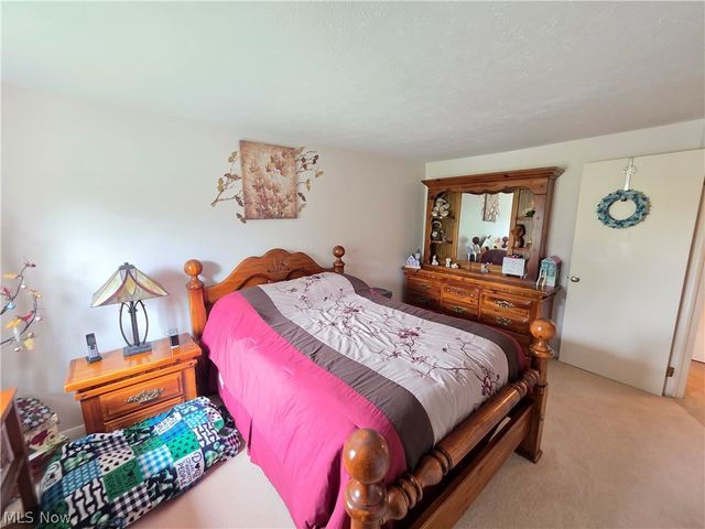 9630 Cove Drive, North Royalton, OH 44133