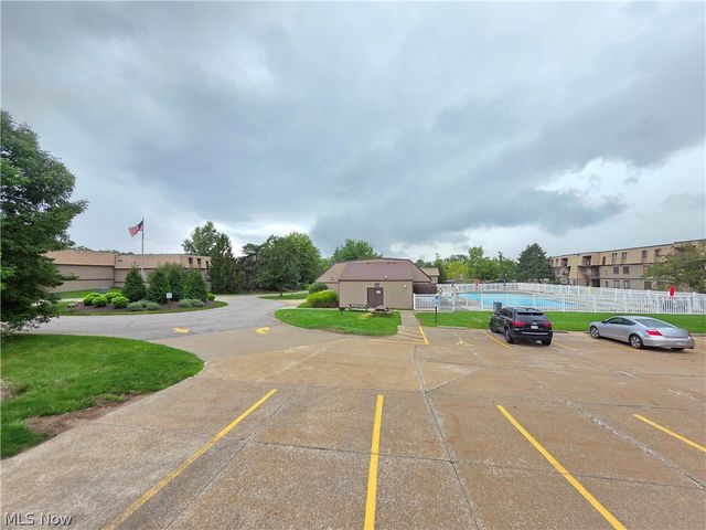 9630 Cove Drive, North Royalton, OH 44133