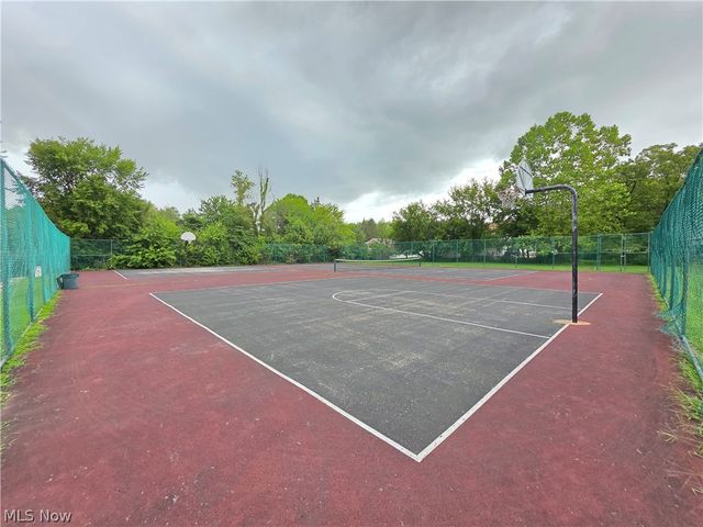 9630 Cove Drive, North Royalton, OH 44133