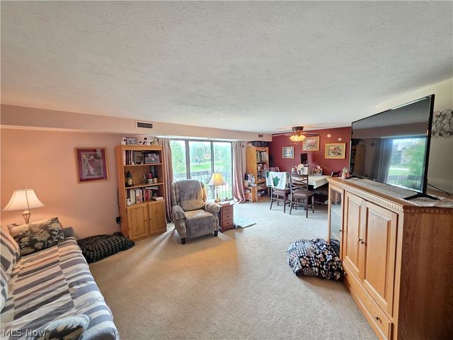 9630 Cove Drive, North Royalton, OH 44133
