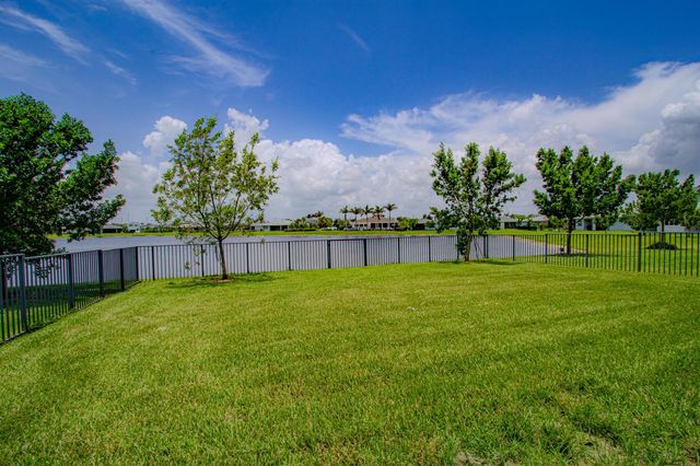 10696 SW Estella Lane, Port St. Lucie, FL 34987
