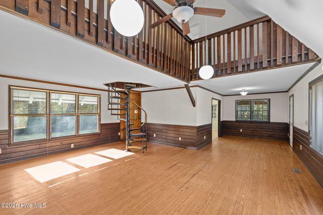 1480 Highway 101, Beaufort, NC 28516