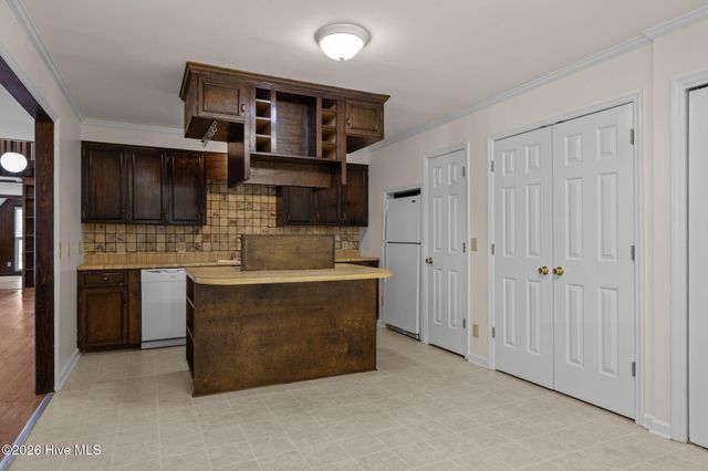 1480 Highway 101, Beaufort, NC 28516