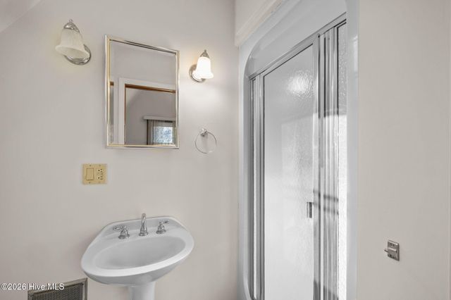 1480 Highway 101, Beaufort, NC 28516