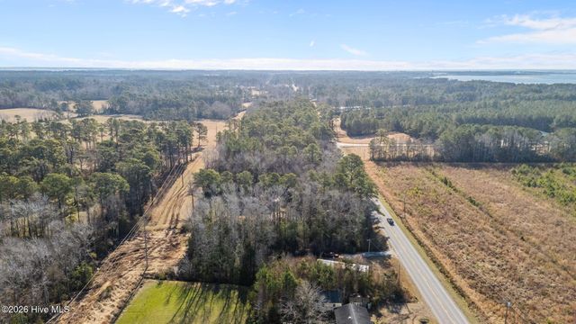 1480 Highway 101, Beaufort, NC 28516