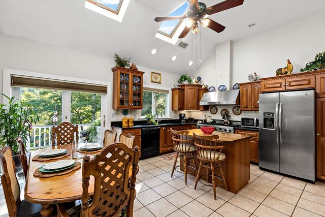 1 Little Smelt Pond Road B, Kingston, MA 02332