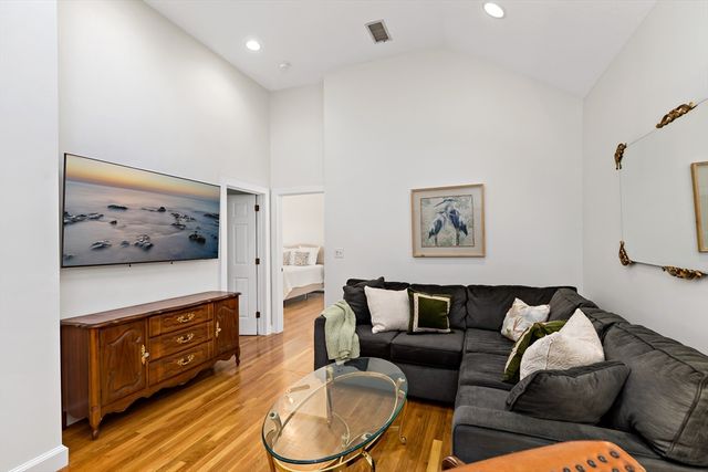 1 Little Smelt Pond Road B, Kingston, MA 02332