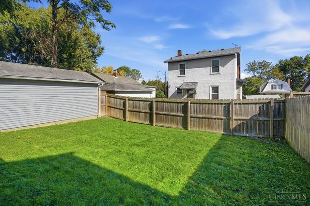 2542 Cypress Way, Cincinnati, OH 45212