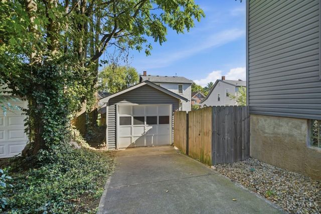 2542 Cypress Way, Cincinnati, OH 45212