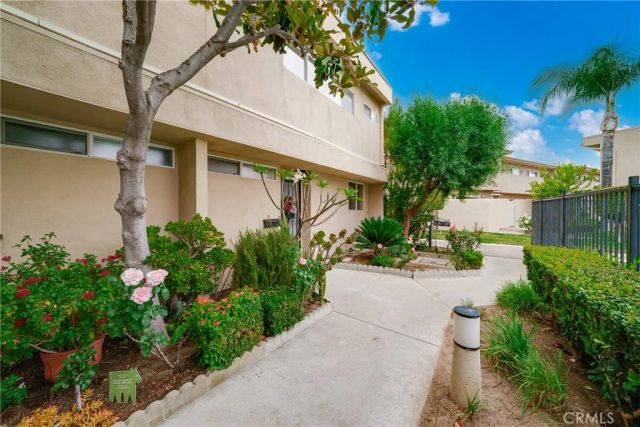 6317 Morse, North Hollywood, CA 91606