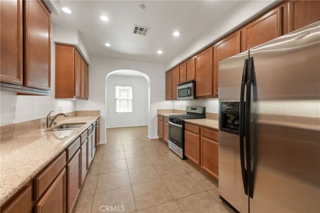 142 Paseo Bravo, Palm Desert, CA 92211