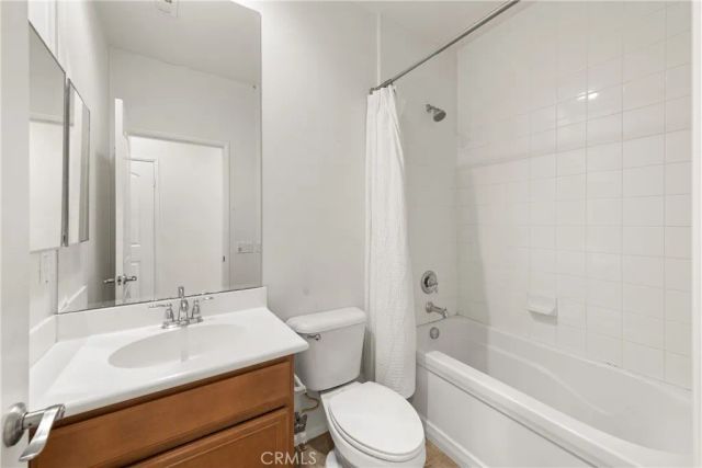 142 Paseo Bravo, Palm Desert, CA 92211