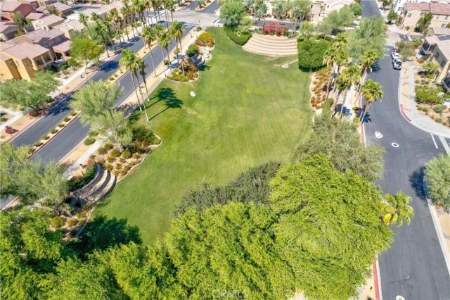 142 Paseo Bravo, Palm Desert, CA 92211