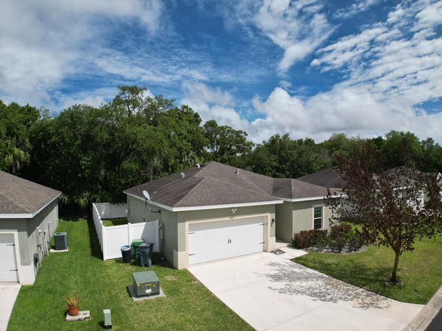 5234 Oakland Lake Circle, Fort Pierce, FL 34951