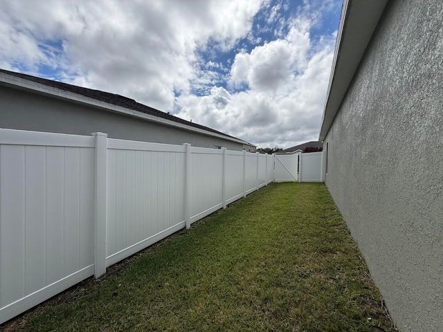5234 Oakland Lake Circle, Fort Pierce, FL 34951