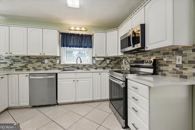 2275 Hurt Road SW, Marietta, GA 30008